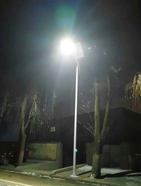 积石山县甘德太阳能路灯项目