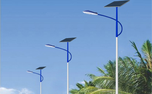 甘德太阳能路灯防触电安全指南：如何选择与维护