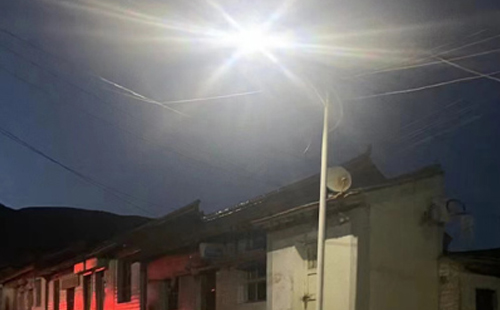 农村院子里最适合的甘德太阳能路灯亮度与安装要点 农村院子里最适合的甘德太阳能路灯亮度与安装要点